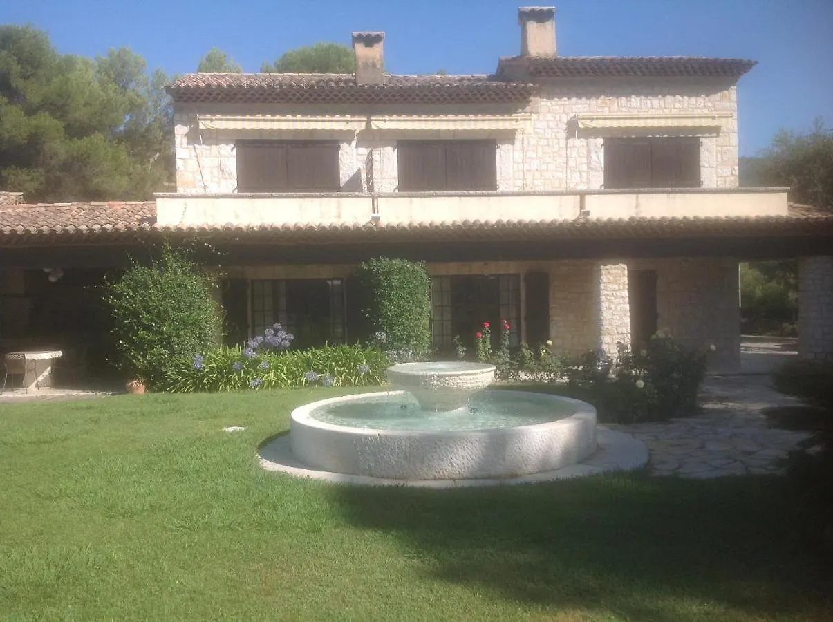 Couette-café Bed and Breakfast La Bastide Aux Oliviers à Vence