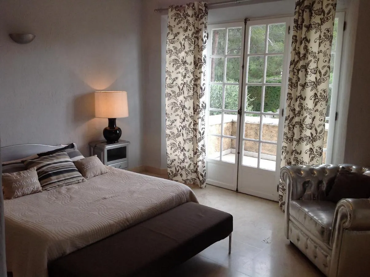 Couette-café Bed and Breakfast La Bastide Aux Oliviers à Vence
