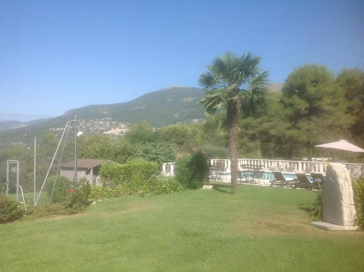 לינה וארוחת בוקר ונס La Bastide Aux Oliviers